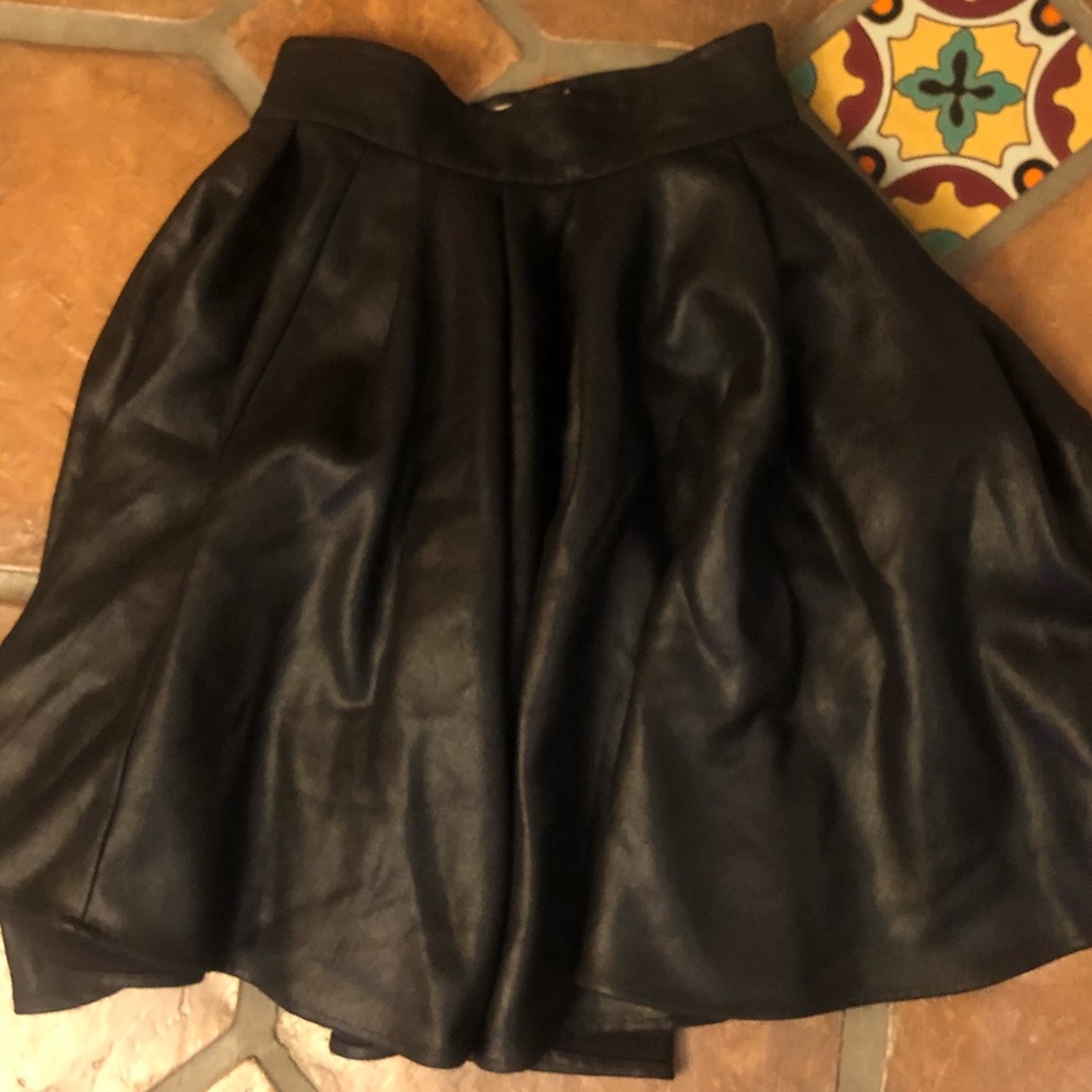 Black skater skirt thick material